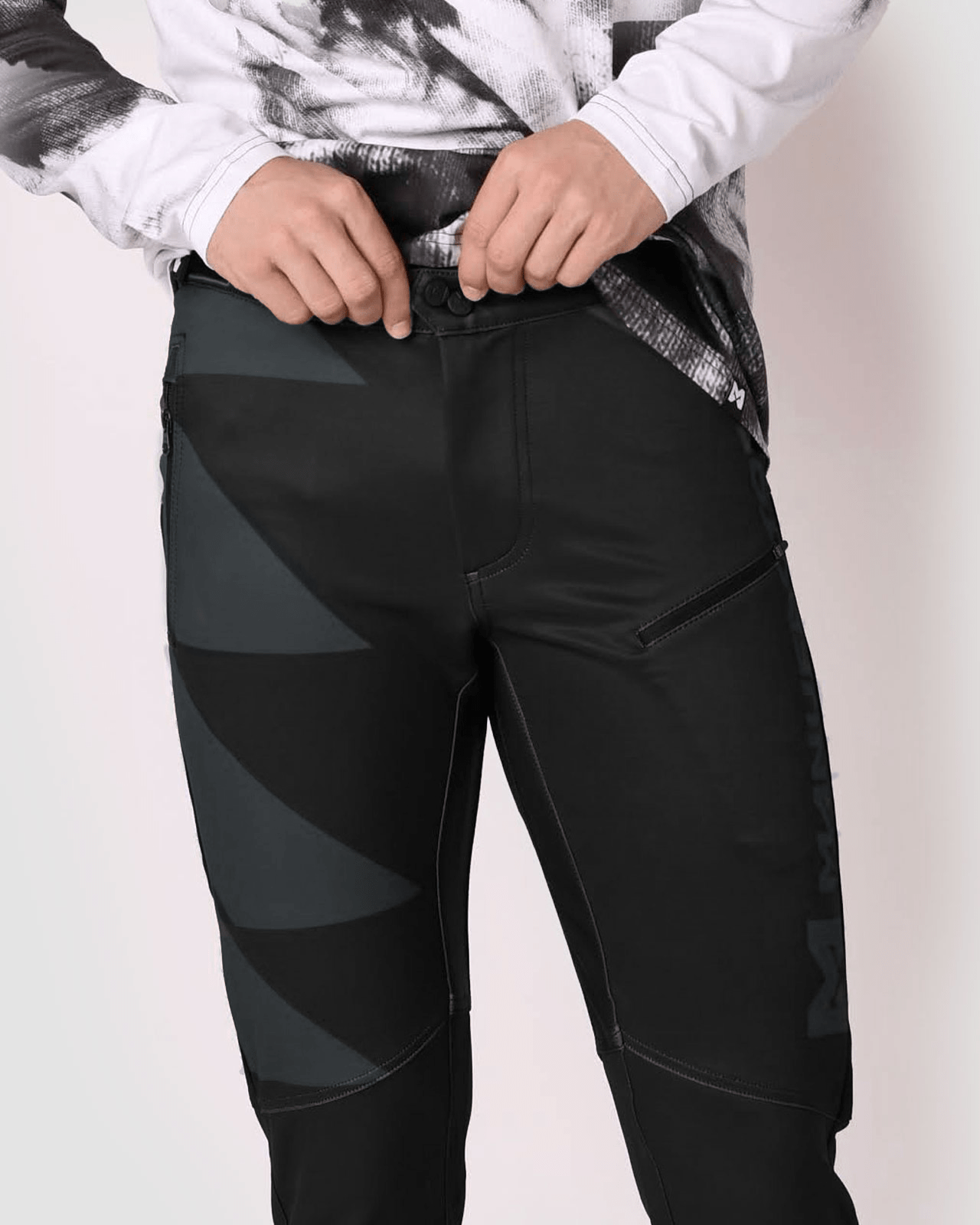 Manufactory Apparel Physical product Charcoal / X-Small Electrix Streamline Pant