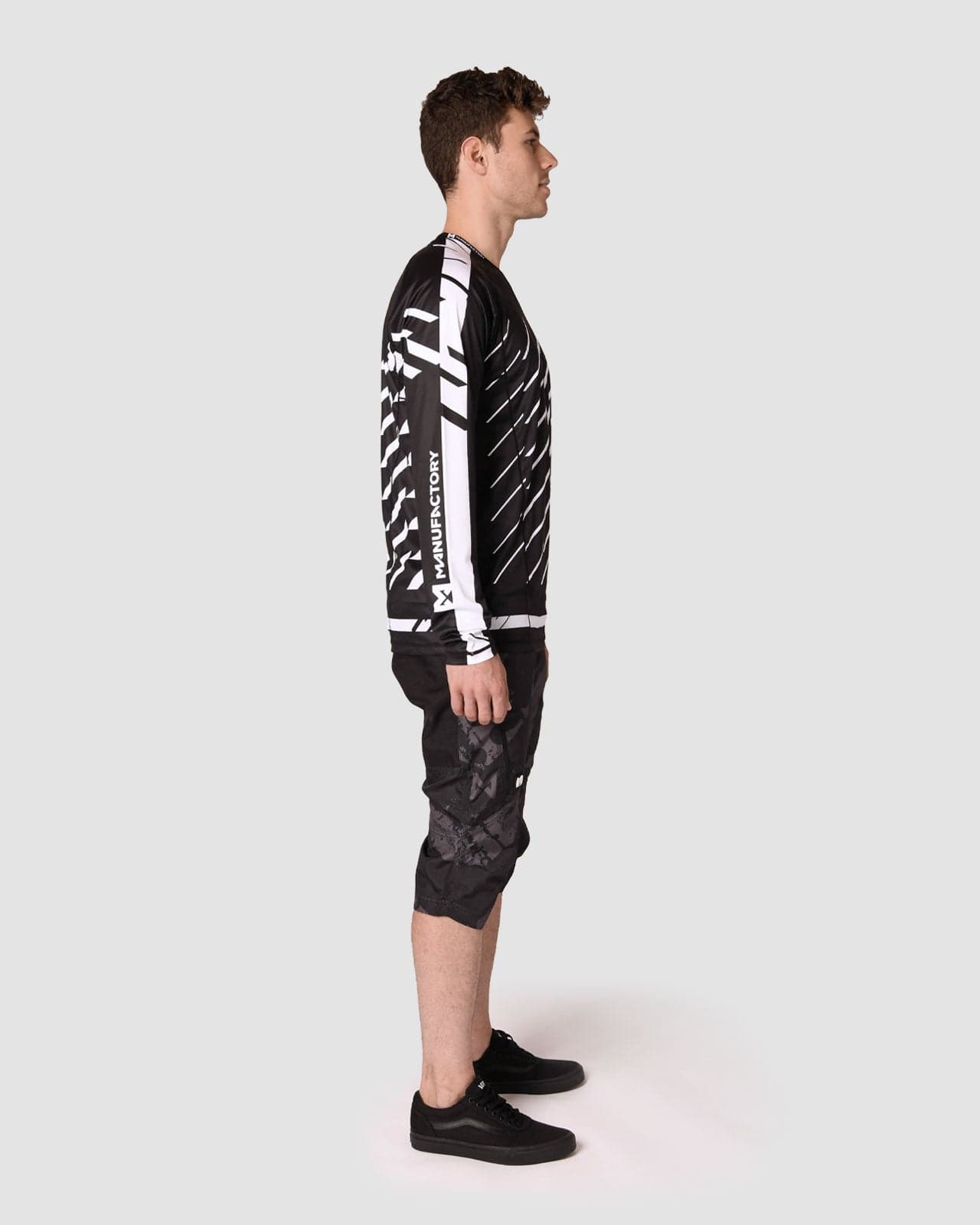 Manufactory Apparel Physical product Electrix MX Series Jersey