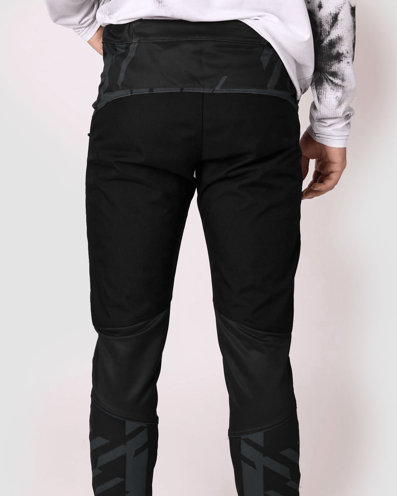 Manufactory Apparel Physical product Electrix Streamline Pant